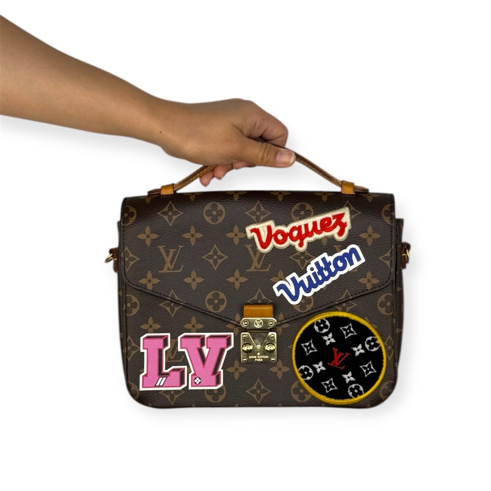 LOUIS VUITTON LV METIS MM BROWN MONOGRAM PATCHES HANDBAG